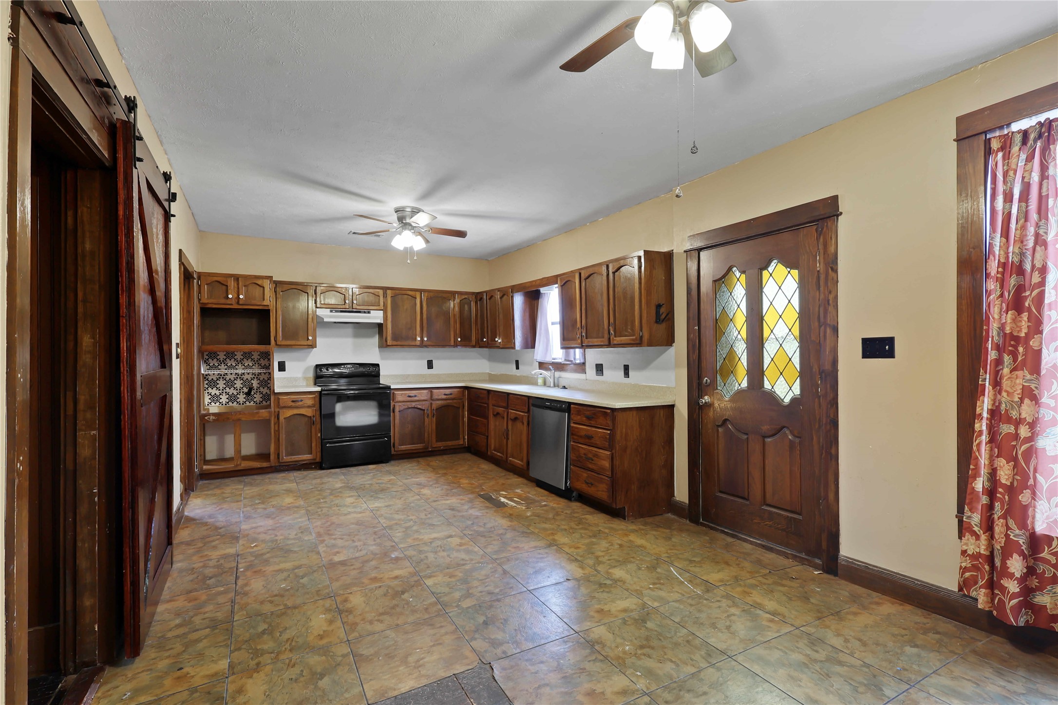 401 W Maple Street Whitewright TX 75491