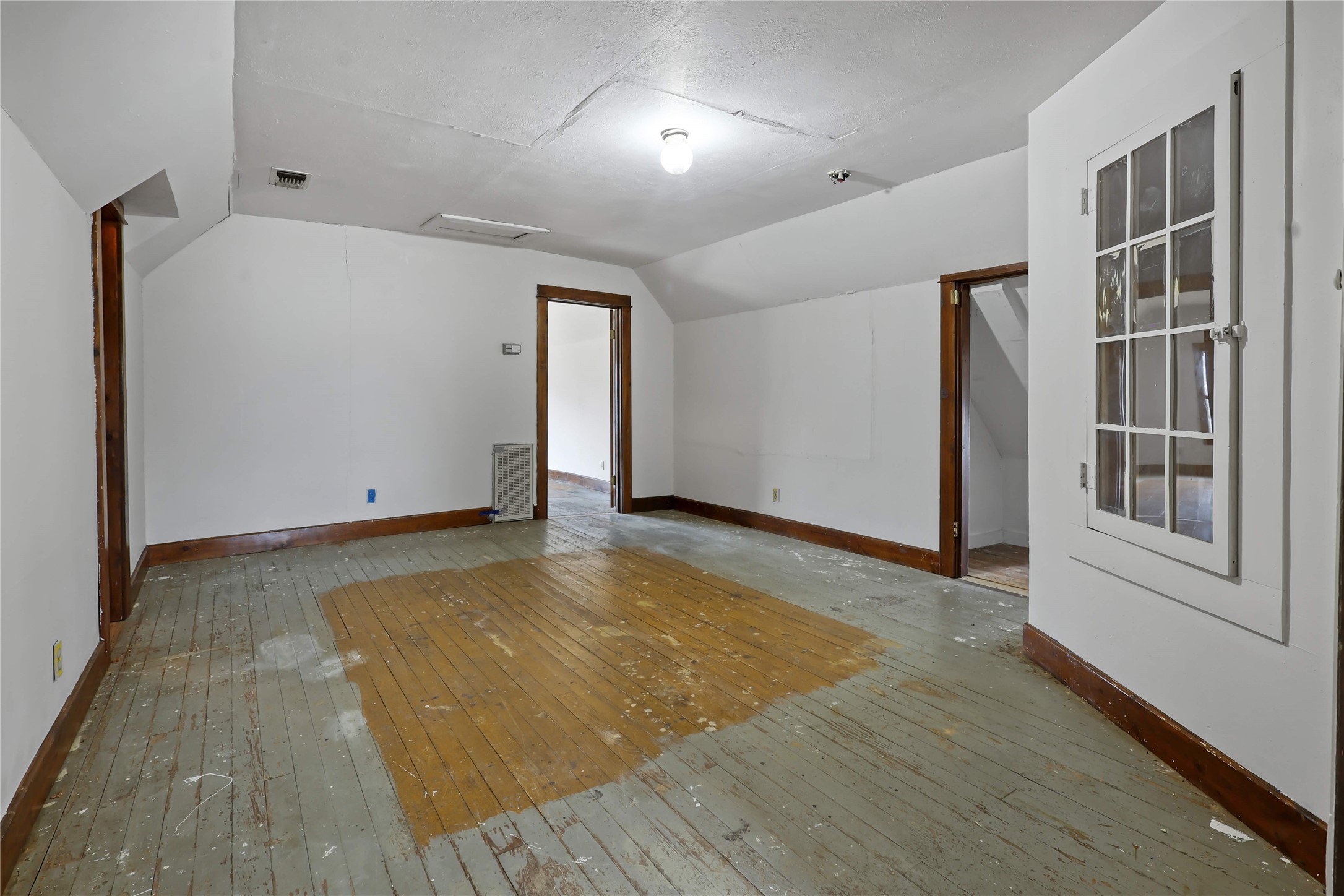 401 W Maple Street Whitewright TX 75491