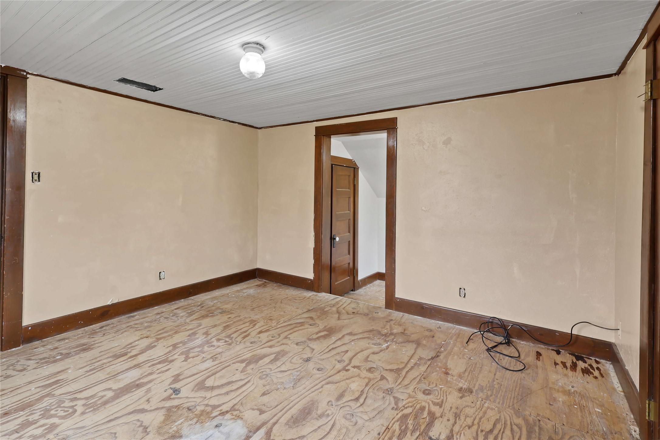 401 W Maple Street Whitewright TX 75491
