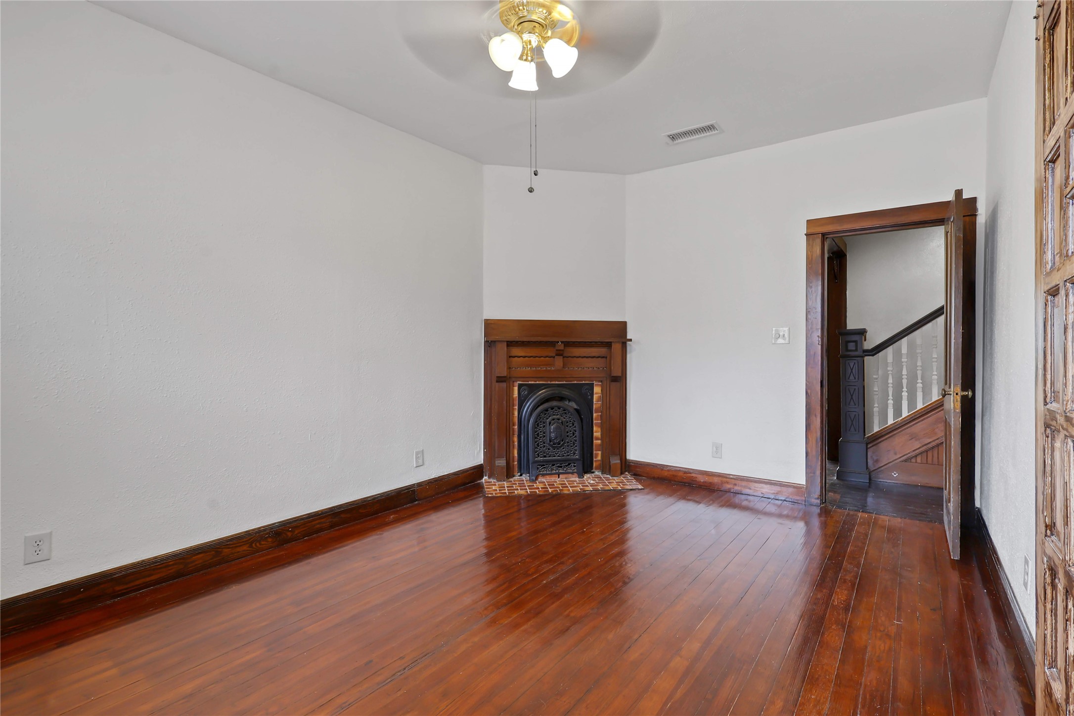 401 W Maple Street Whitewright TX 75491