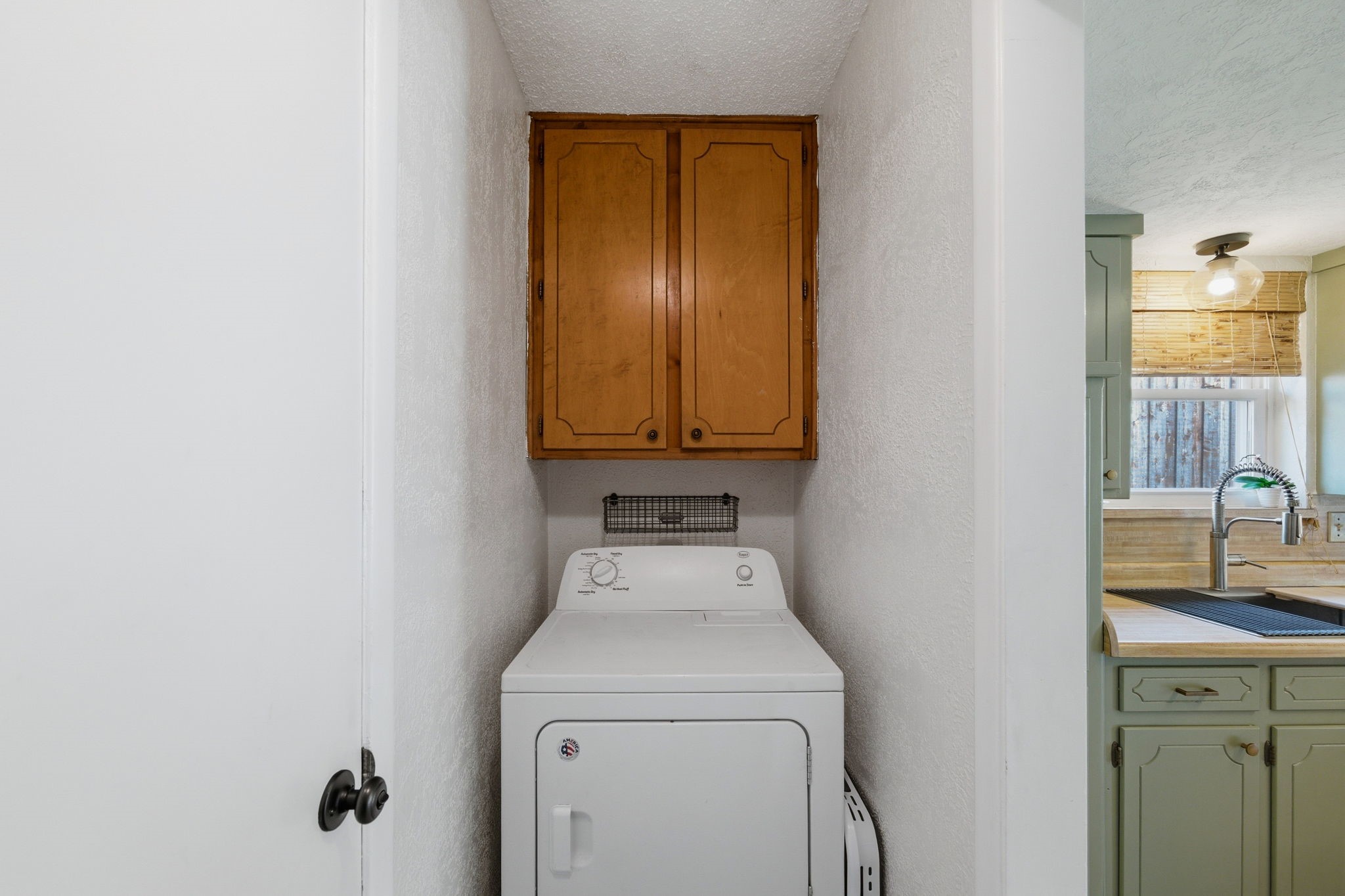224 Overcrest Drive Benbrook TX 76126