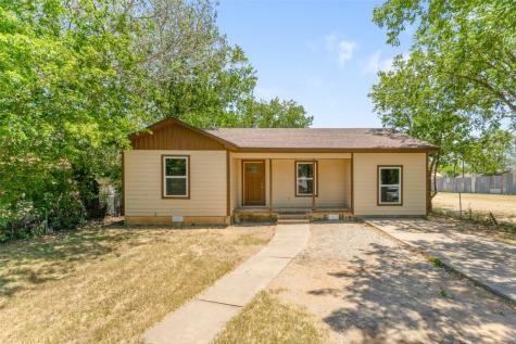 2206 Avenue B Brownwood TX 76801