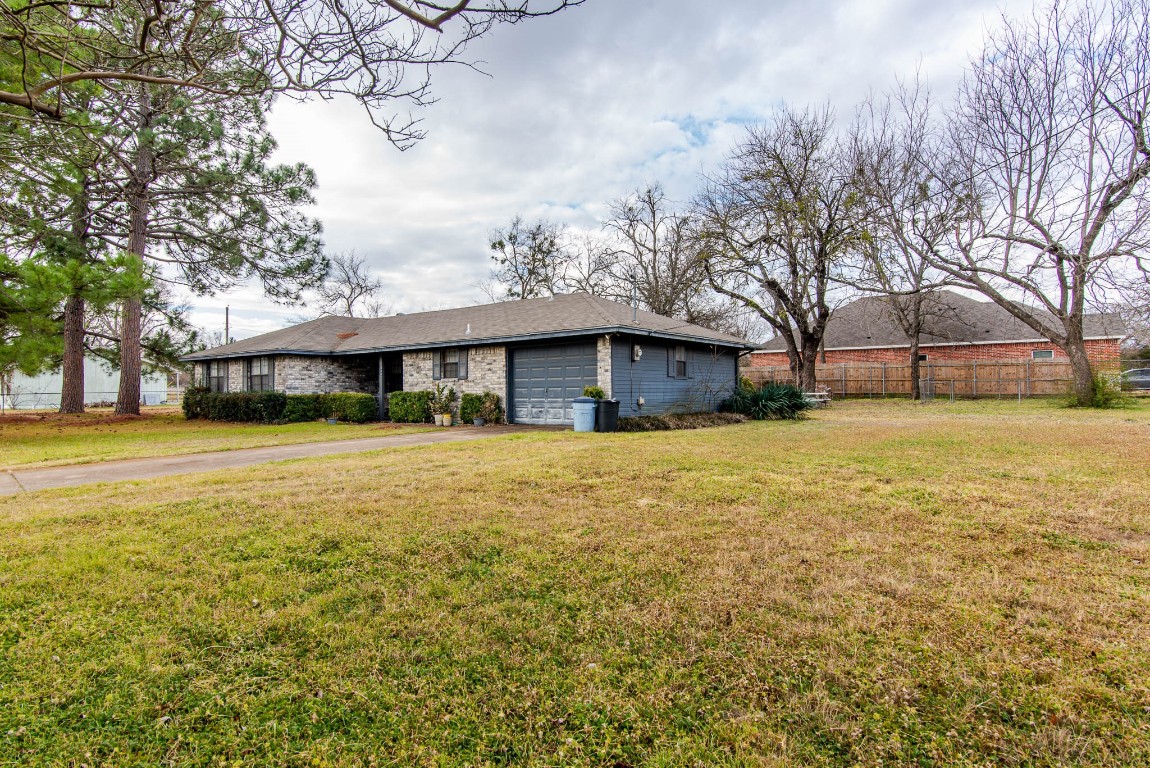 300 S Park Street Terrell TX 75160