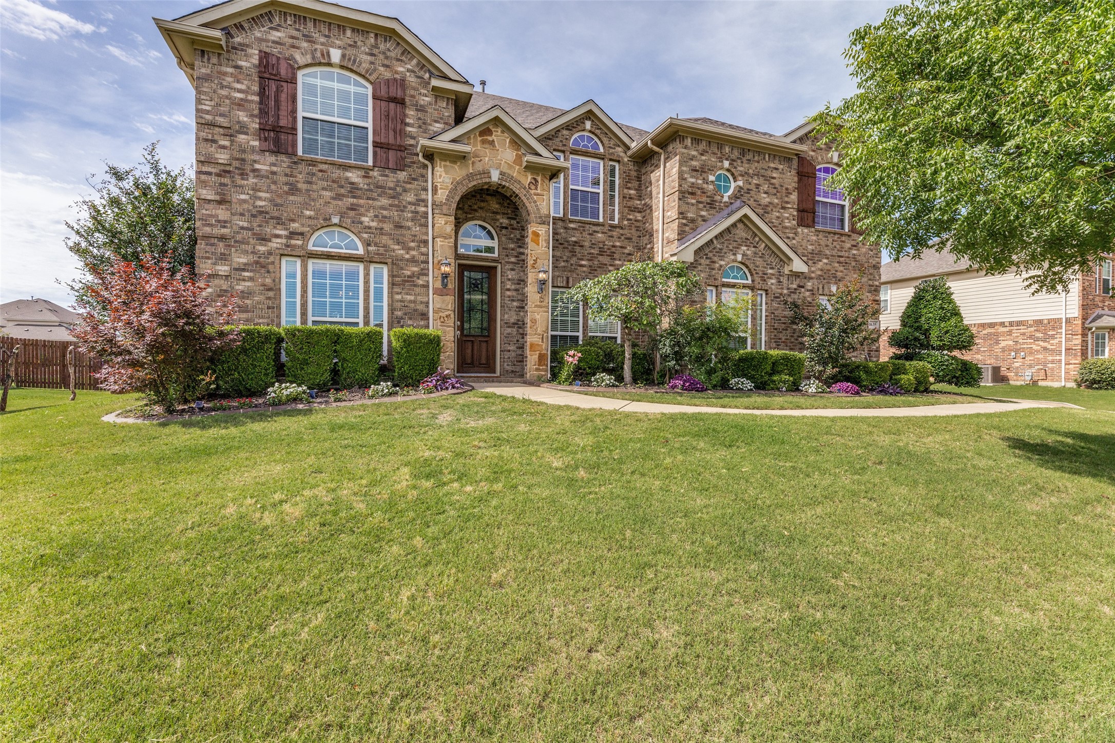 1635 Desert Hills Drive Fort Worth TX 76052
