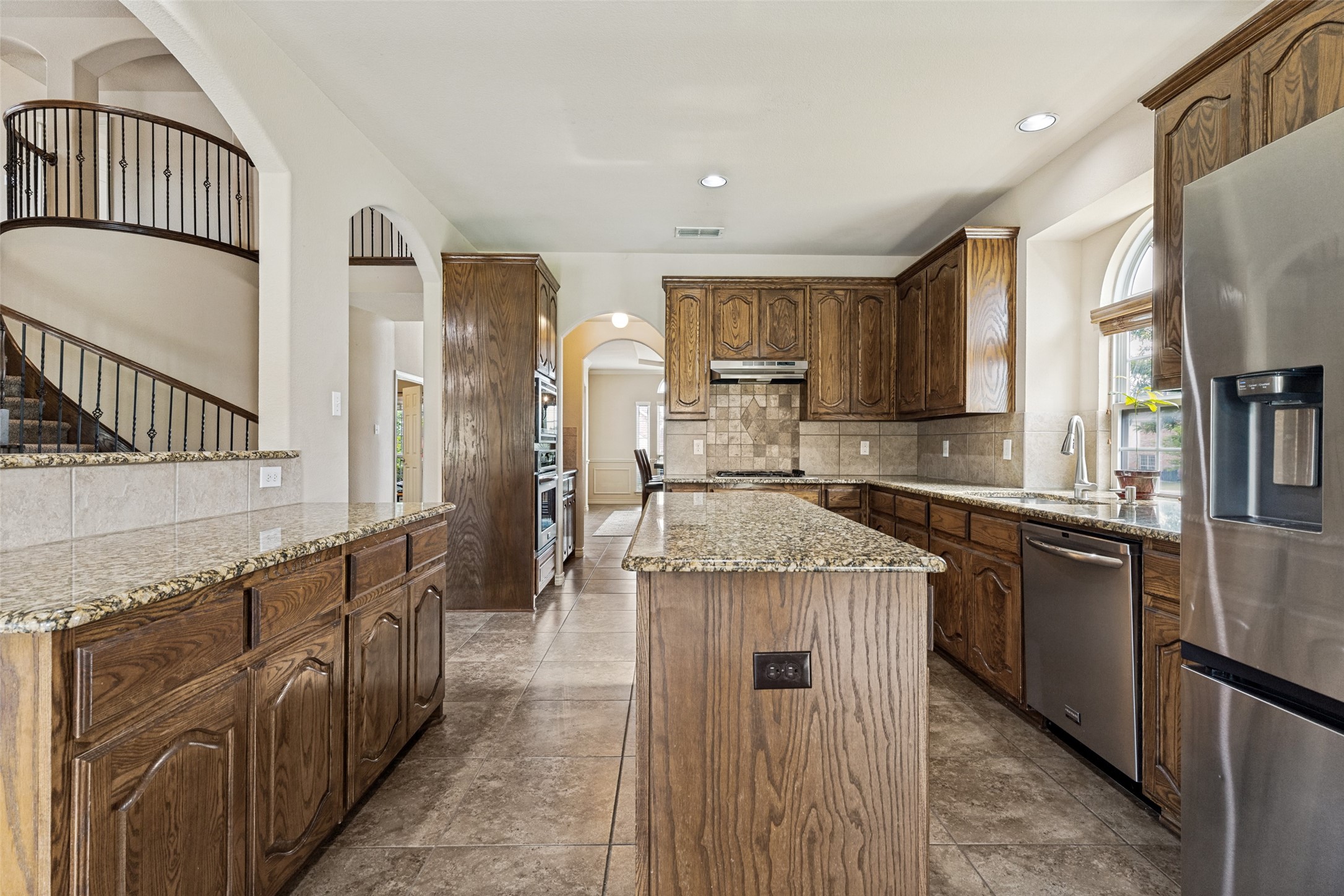 1635 Desert Hills Drive Fort Worth TX 76052