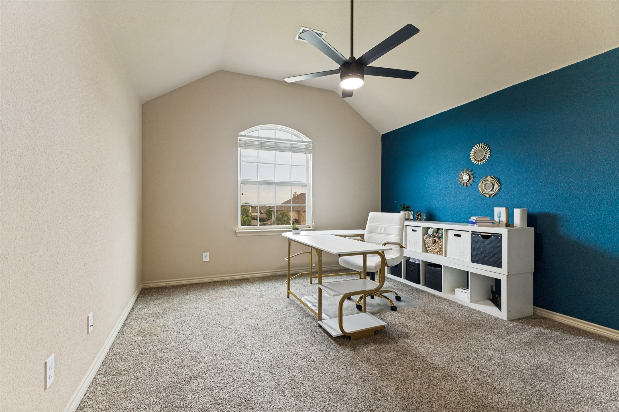 1635 Desert Hills Drive Fort Worth TX 76052