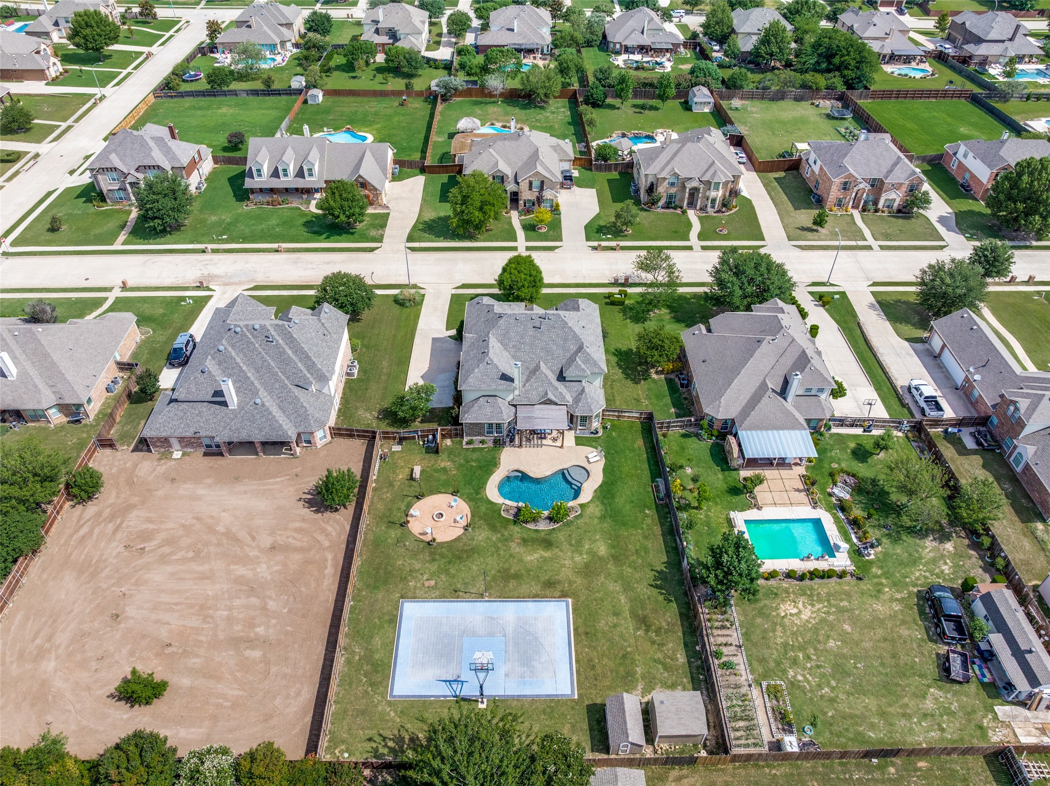 1635 Desert Hills Drive Fort Worth TX 76052