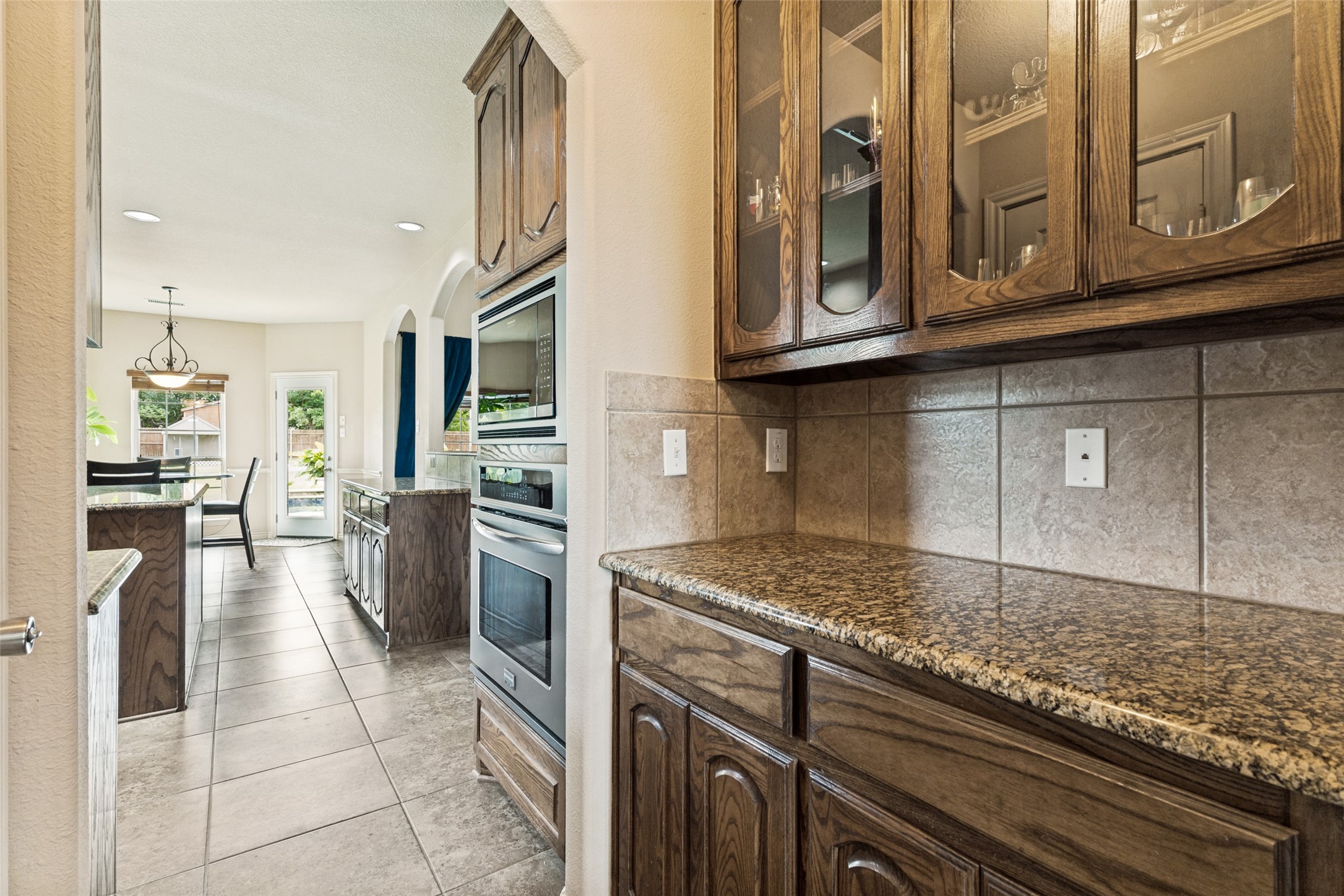 1635 Desert Hills Drive Fort Worth TX 76052