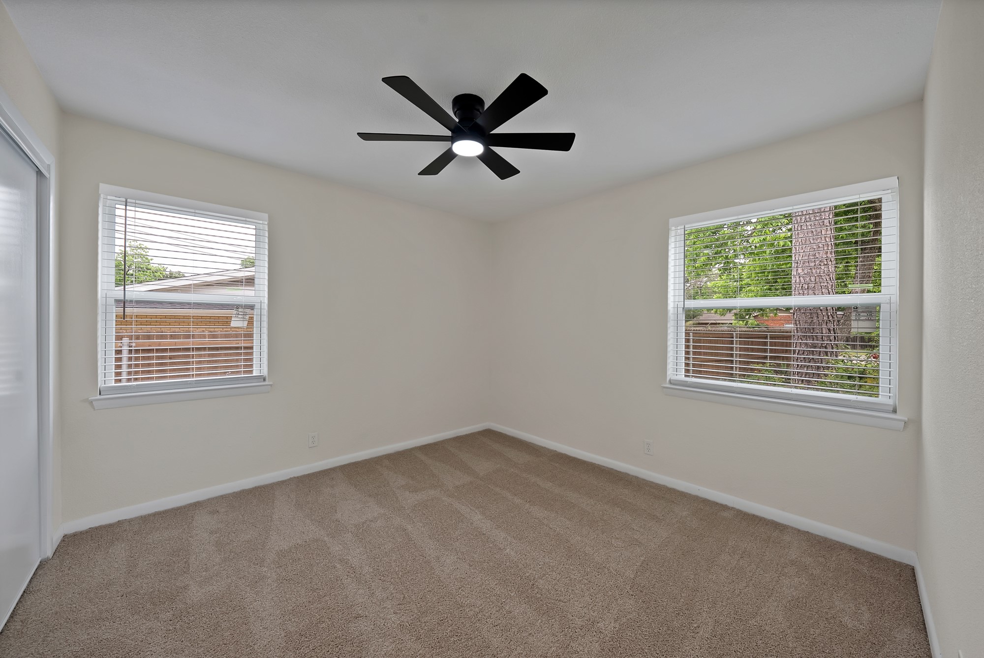 2013 Monaco Court Arlington TX 76010