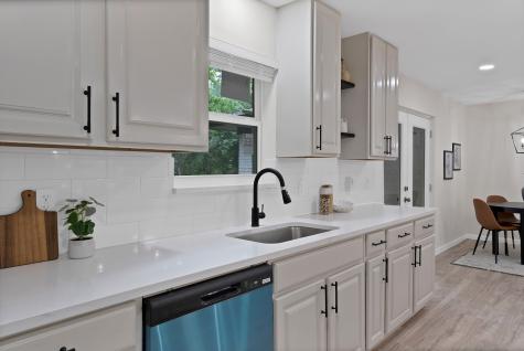 2013 Monaco Court Arlington TX 76010