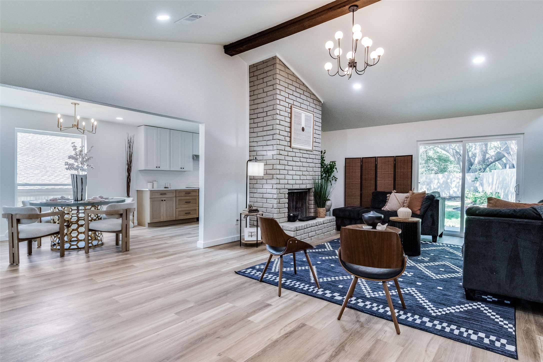 1608 Malibu Drive Carrollton TX 75006