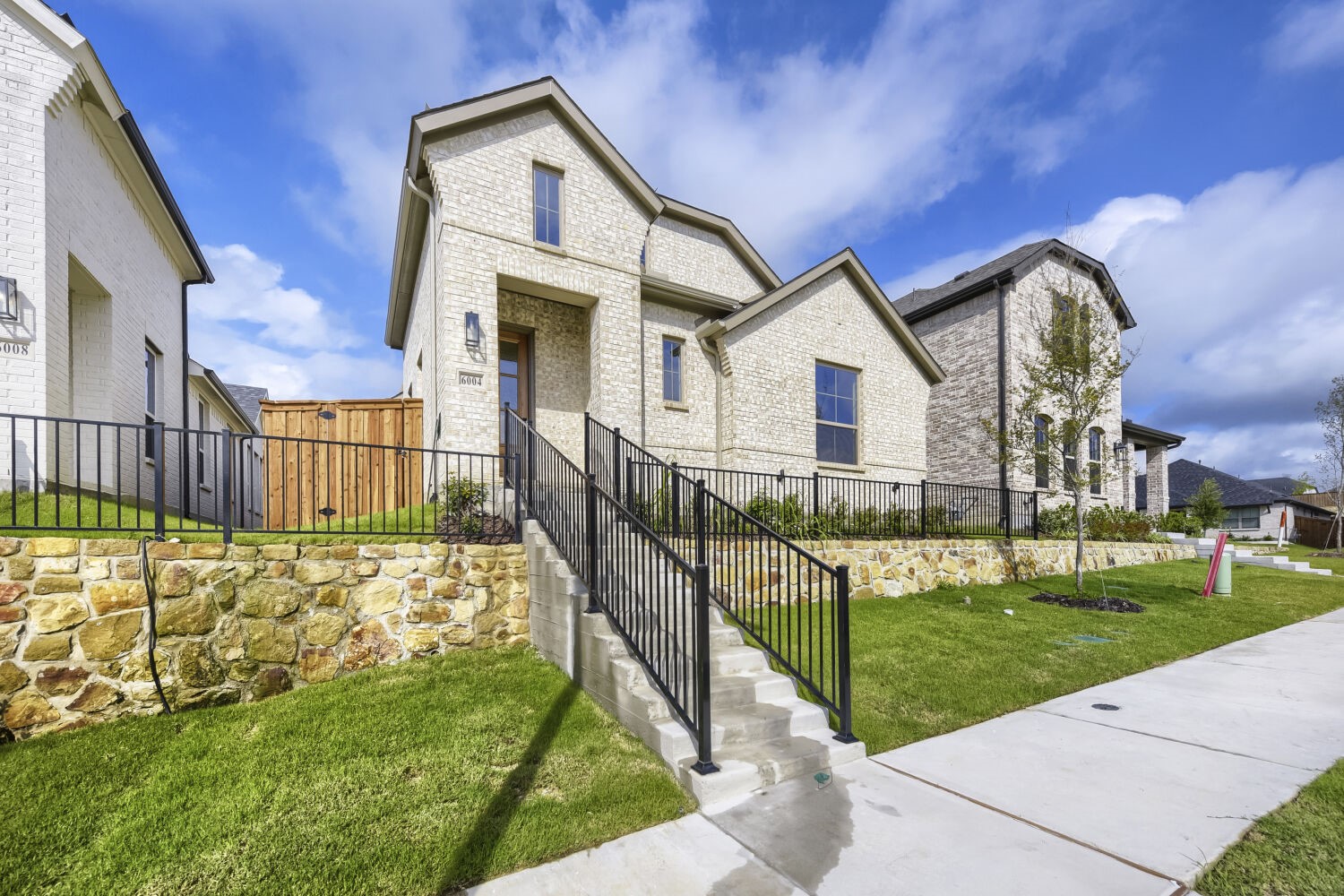 6004 Davis Knoll Fort Worth TX 76126
