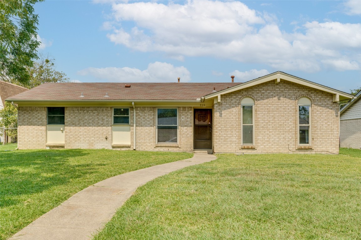 913 Northshore Drive Garland TX 75040