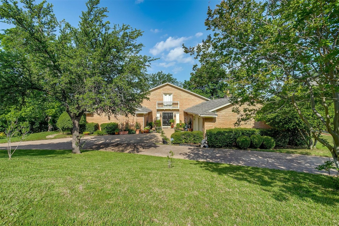 604 Candlewood Road Fort Worth TX 76103