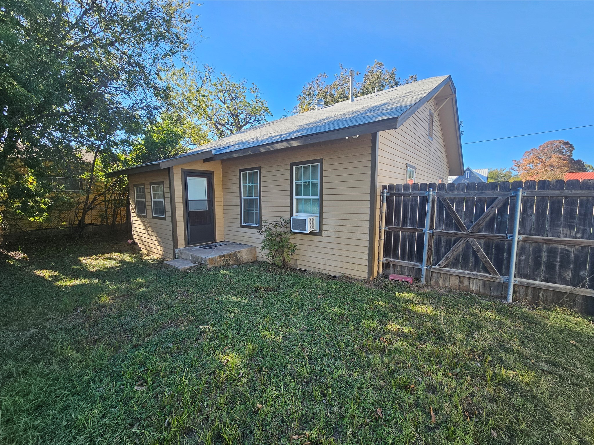 2104 Avenue E Brownwood TX 76801