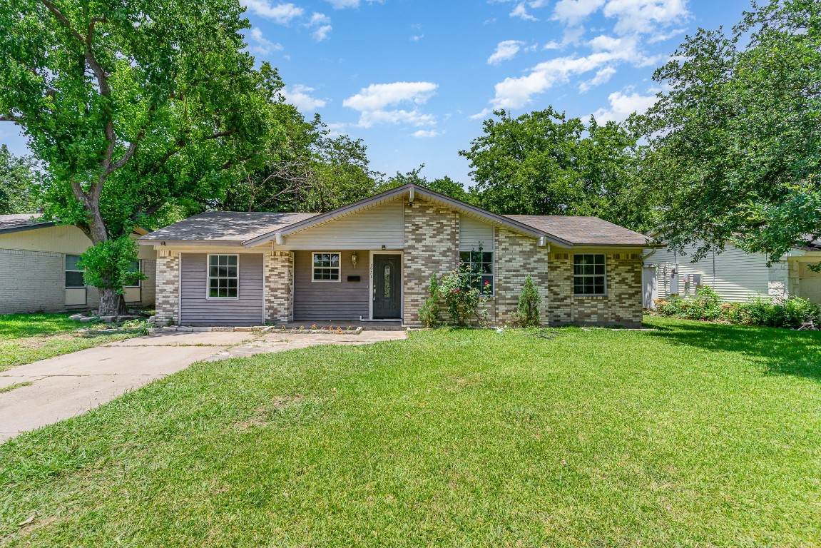 3921 Flamingo Way Mesquite TX 75150