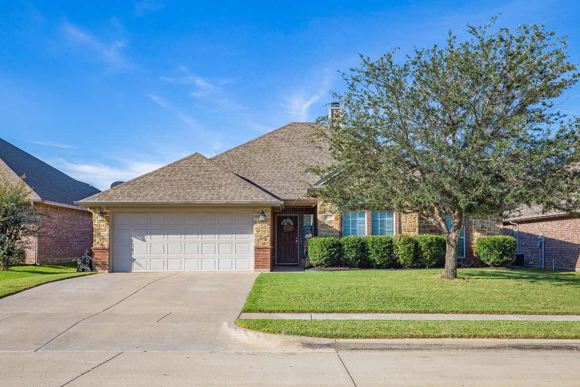 709 Morgan Drive Burleson TX 76028