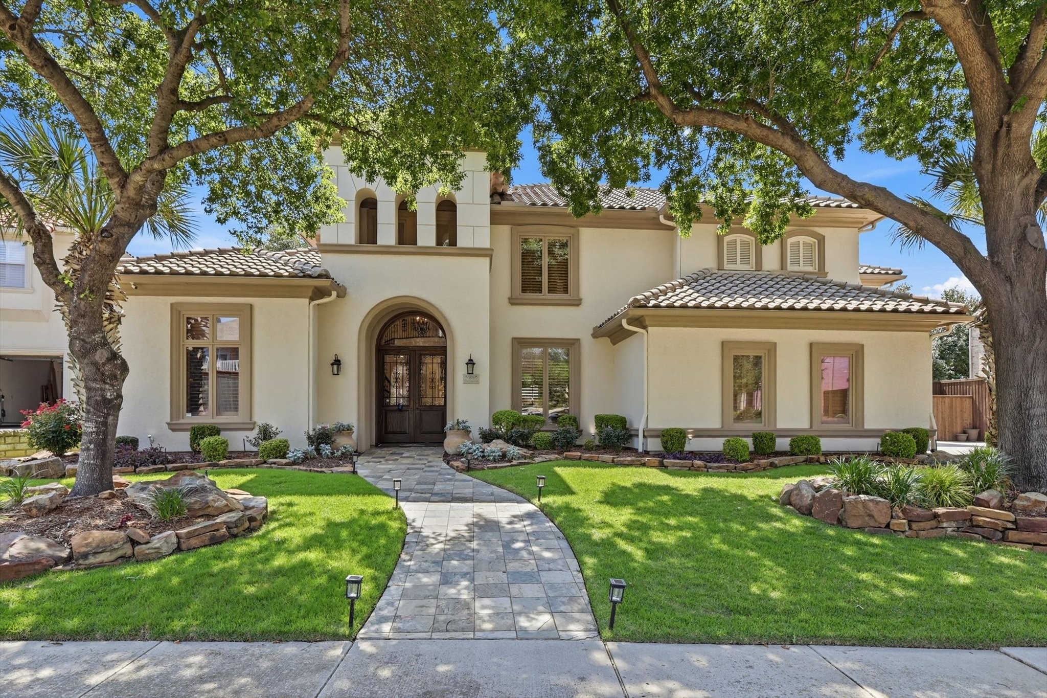 Plano TX, 5825 Dove Creek Lane