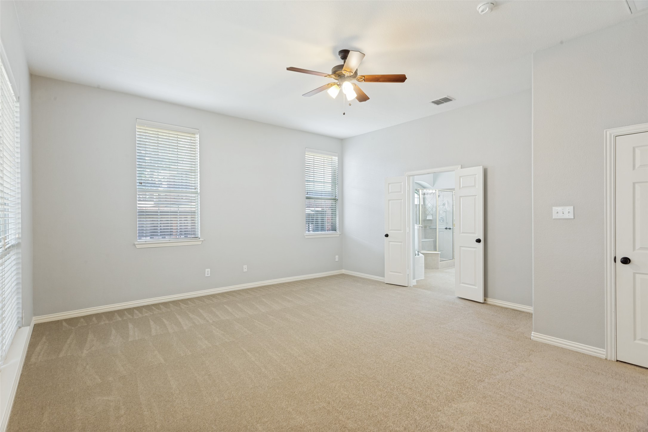 3727 Woodland Court Grand Prairie TX 75052