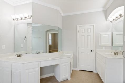 3727 Woodland Court Grand Prairie TX 75052