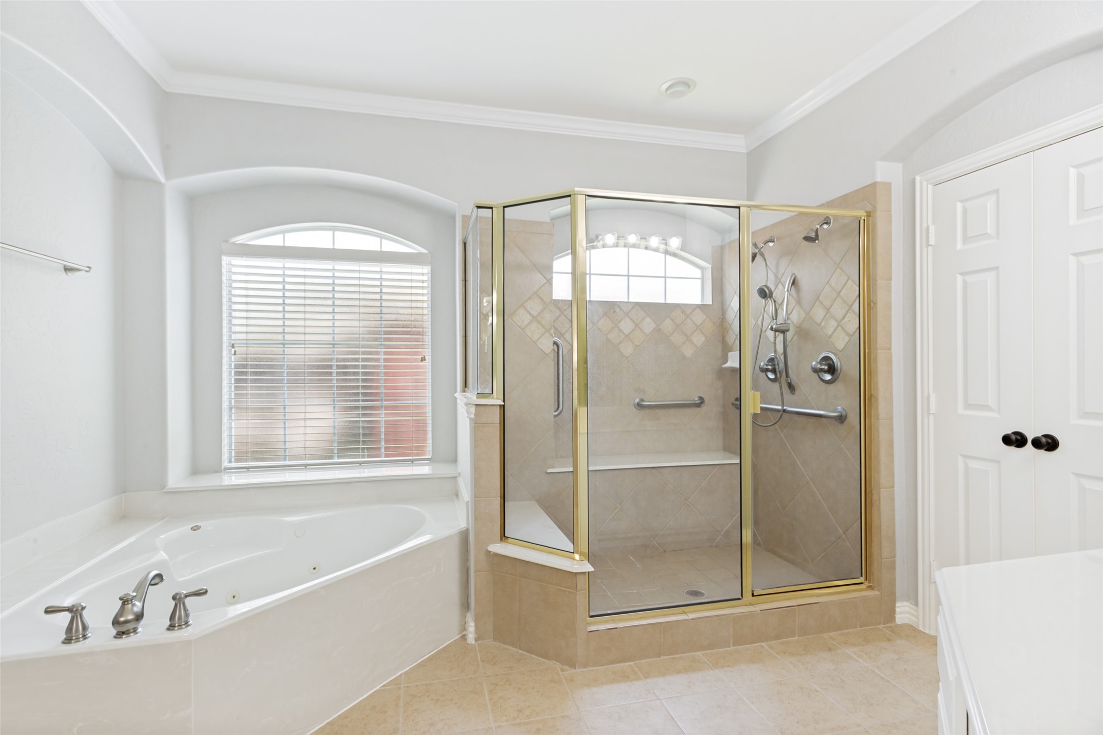 3727 Woodland Court Grand Prairie TX 75052