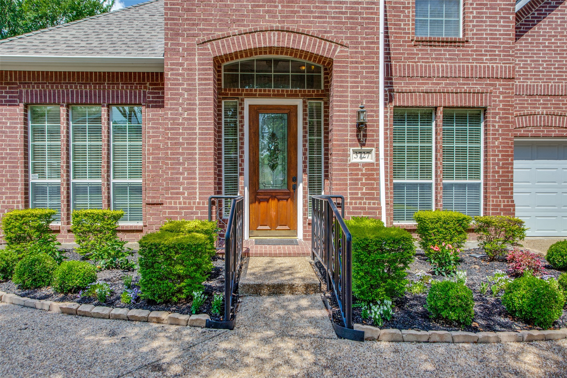3727 Woodland Court Grand Prairie TX 75052