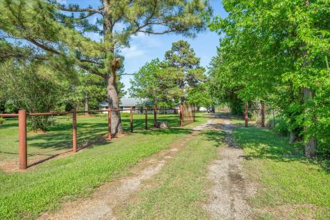 18241 Fm 2613 Kemp TX 75143