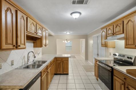 18241 Fm 2613 Kemp TX 75143