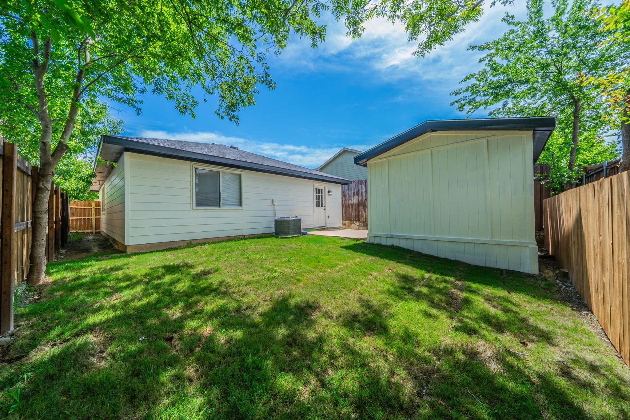 3021 Lago Vista Court Dallas TX 75236