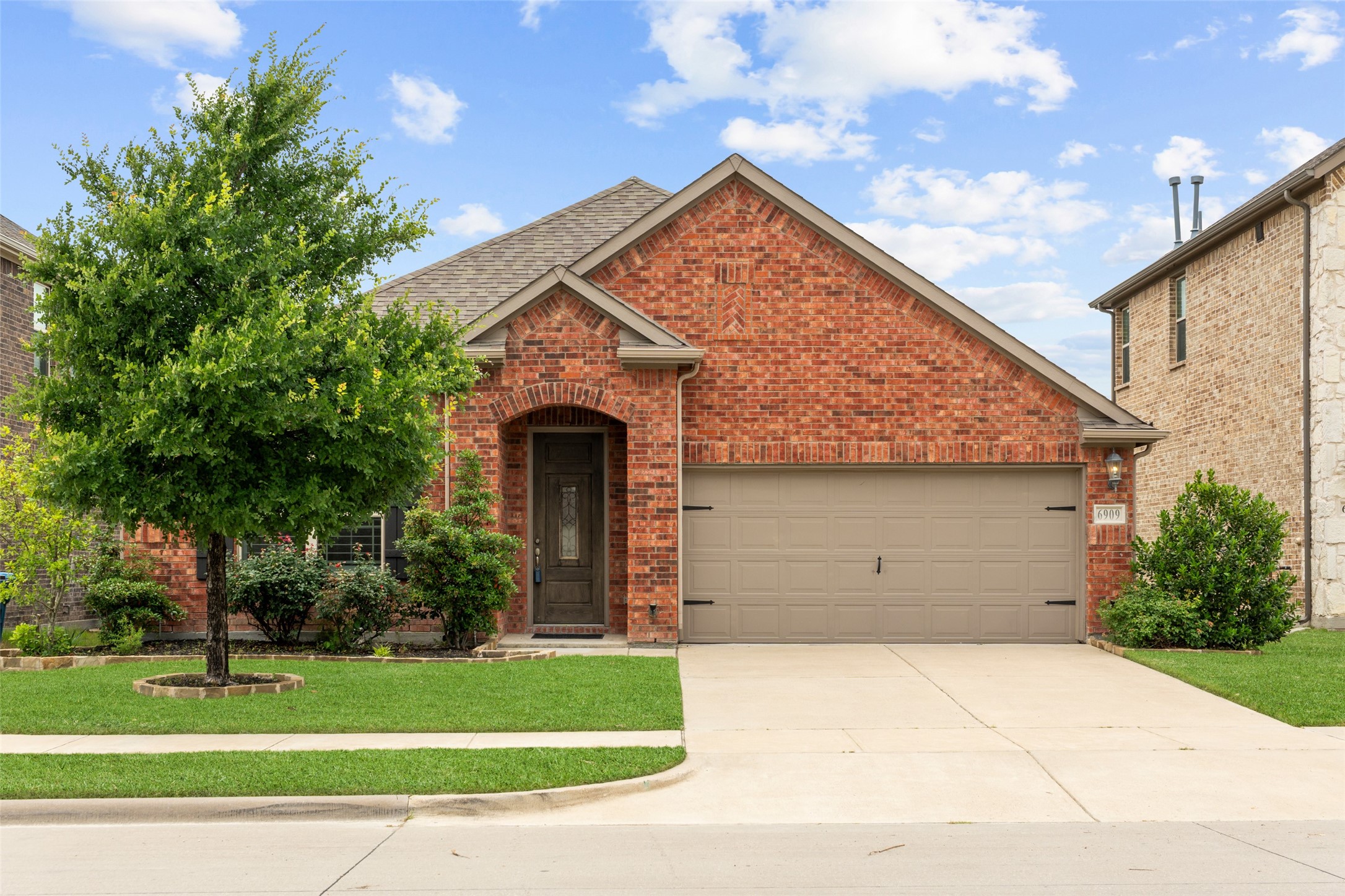 6909 Danridge Road Rowlett TX 75089