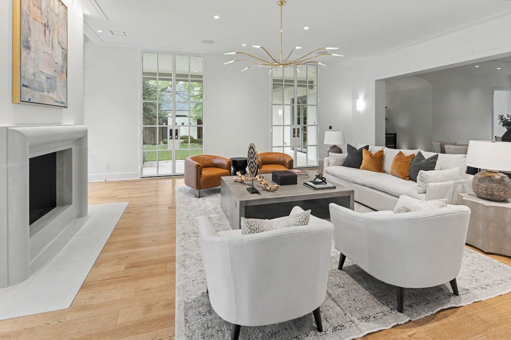 4636 Belclaire Avenue Highland Park TX 75209