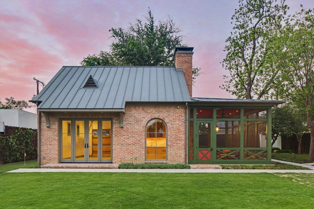 4636 Belclaire Avenue Highland Park TX 75209