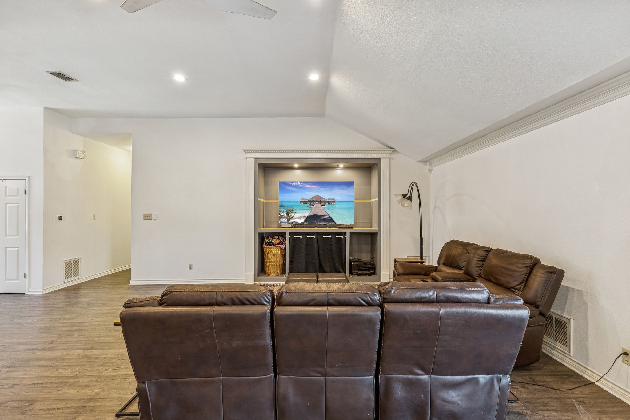 2915 Gainesborough Drive Dallas TX 75287