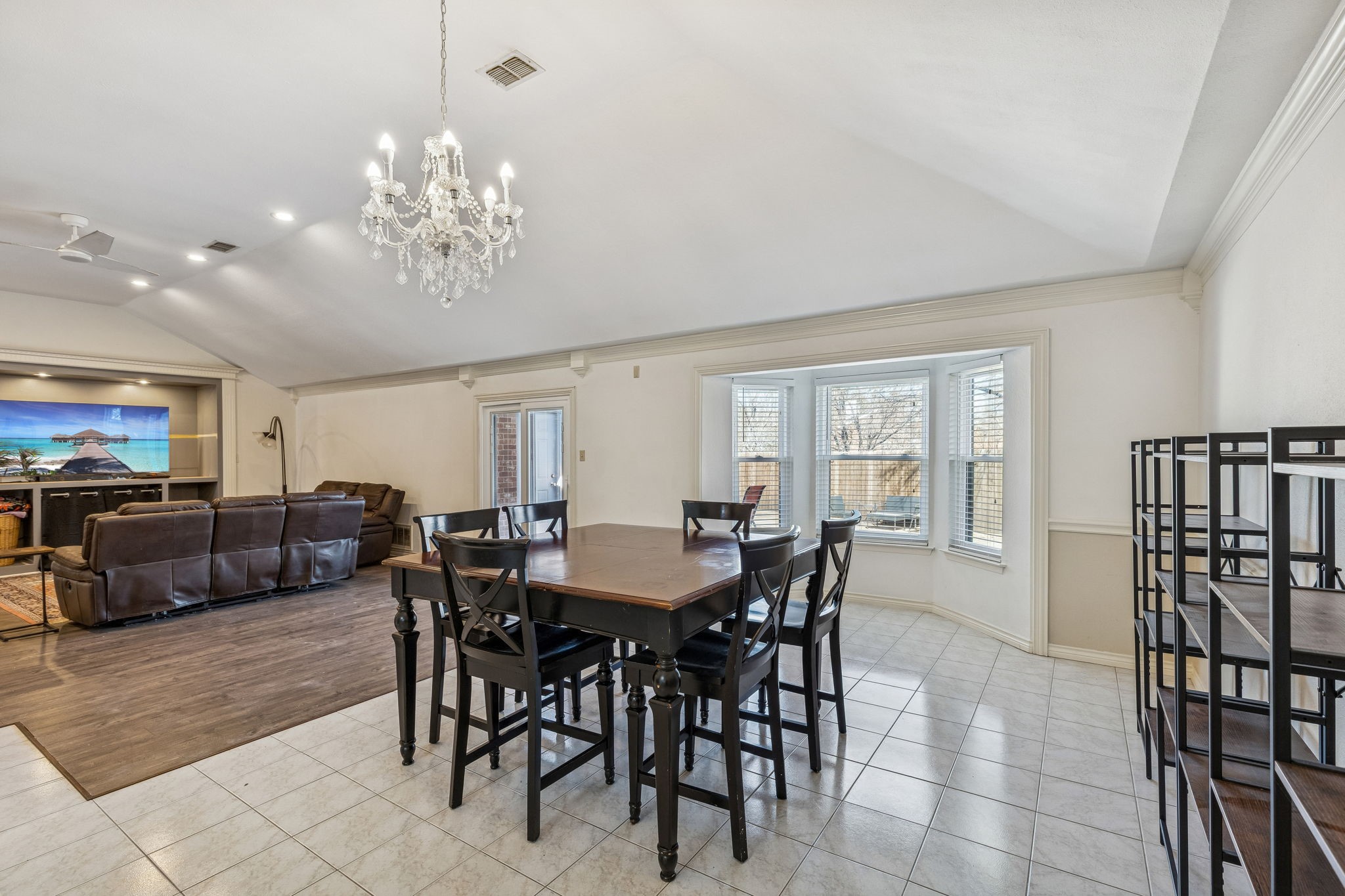 2915 Gainesborough Drive Dallas TX 75287