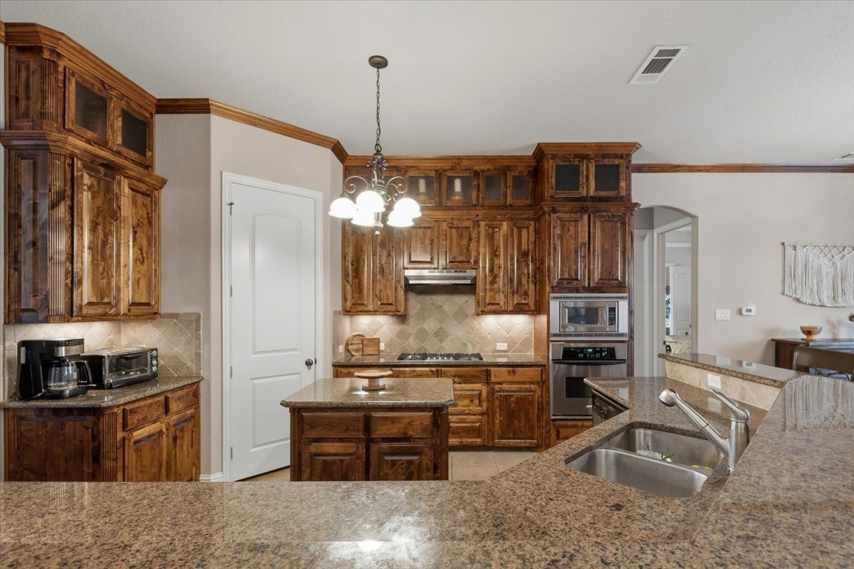 7636 La Cantera Drive Fort Worth TX 76108