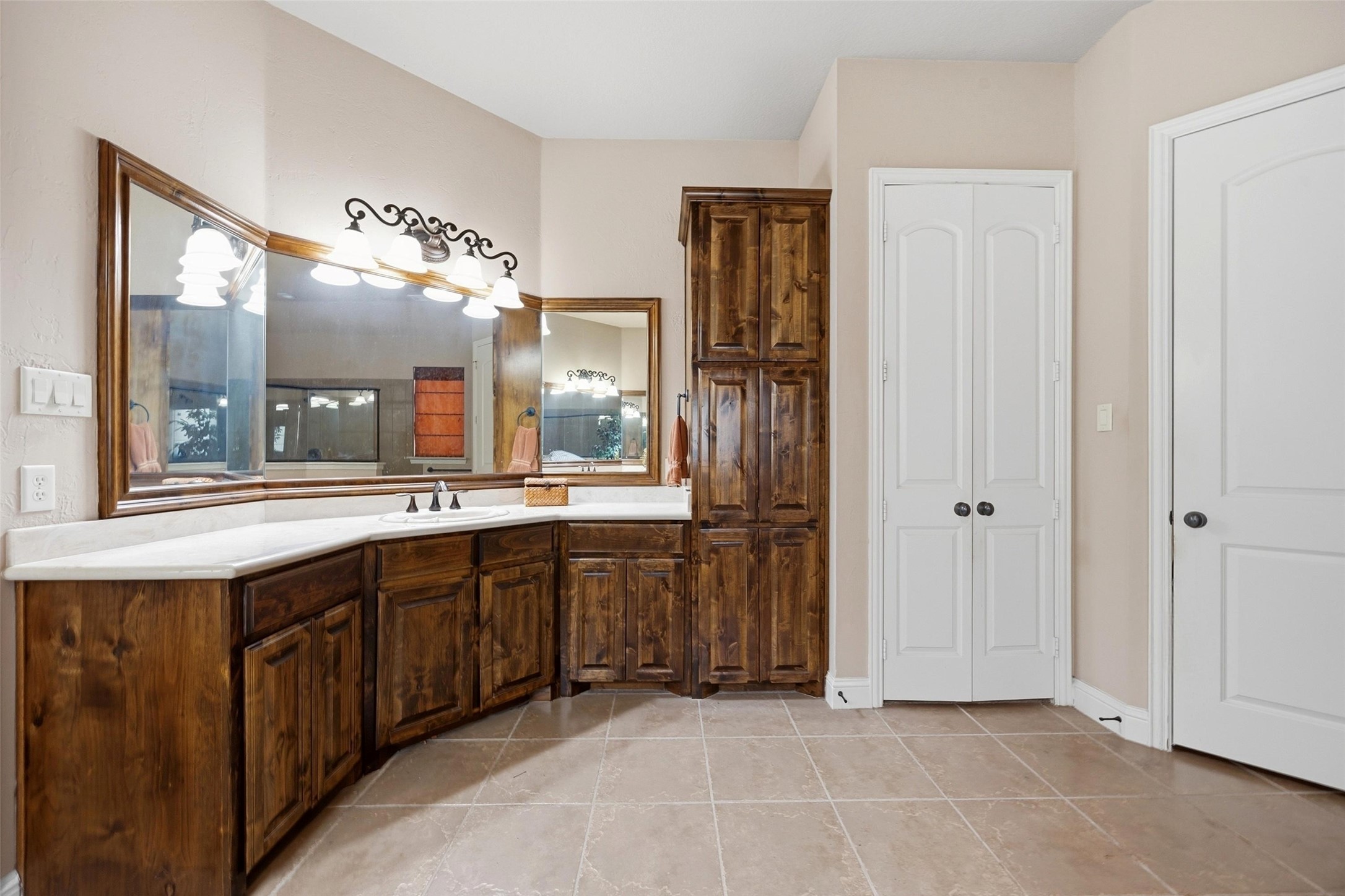 7636 La Cantera Drive Fort Worth TX 76108