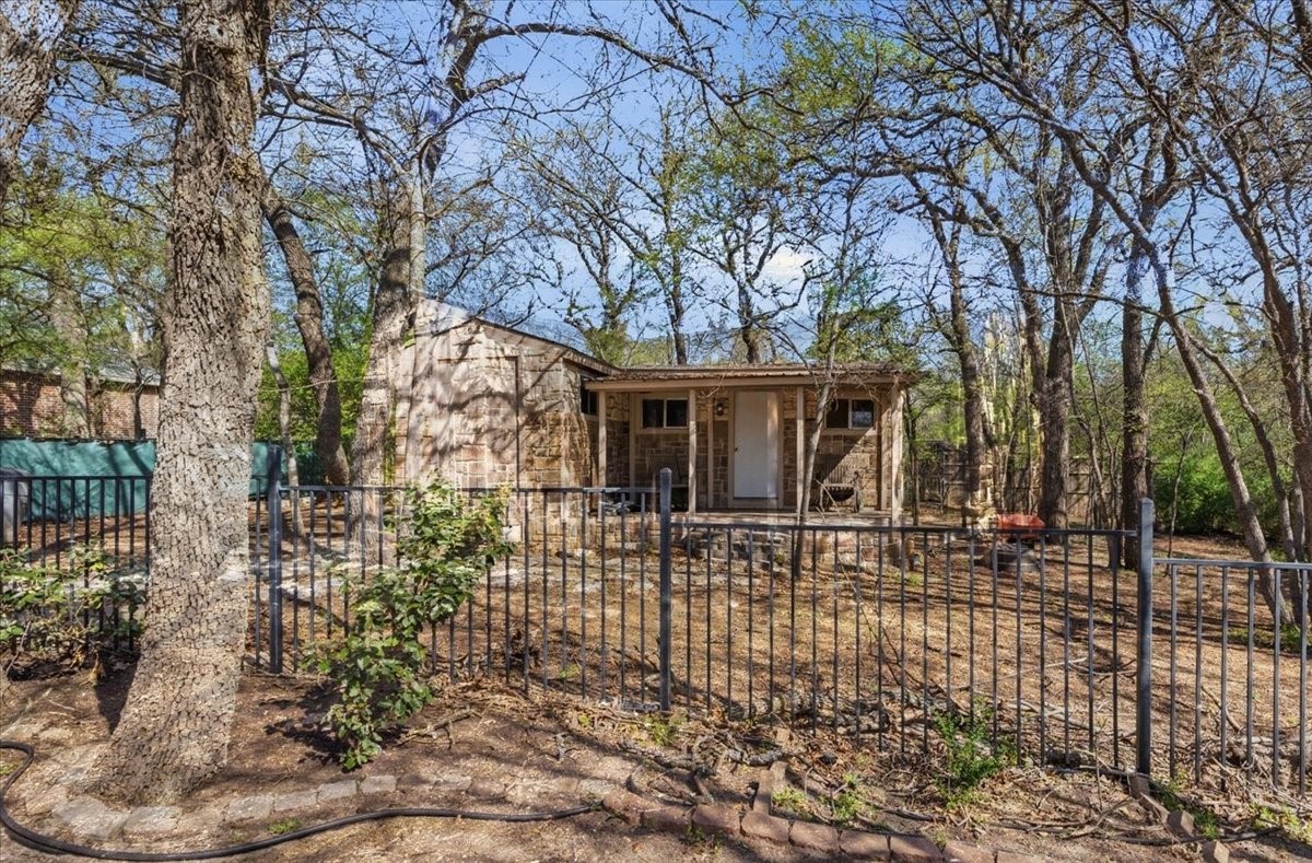 7636 La Cantera Drive Fort Worth TX 76108