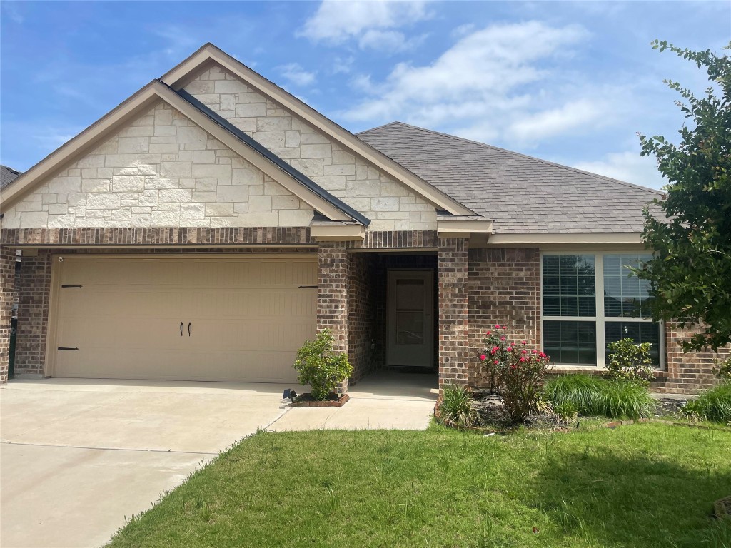 461 Silverstone Drive Waxahachie TX 75165