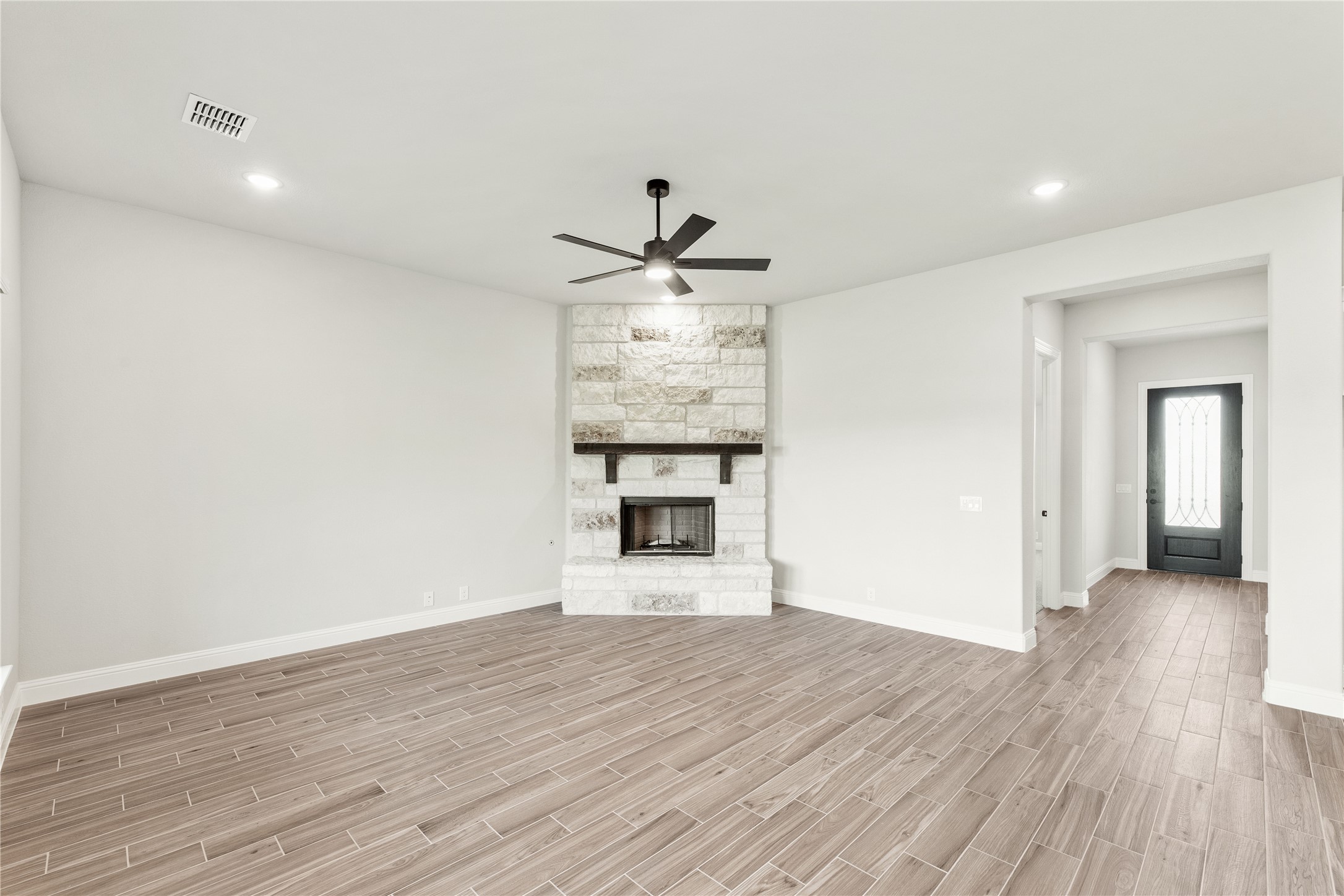 307 Spring Circle Red Oak TX 75154