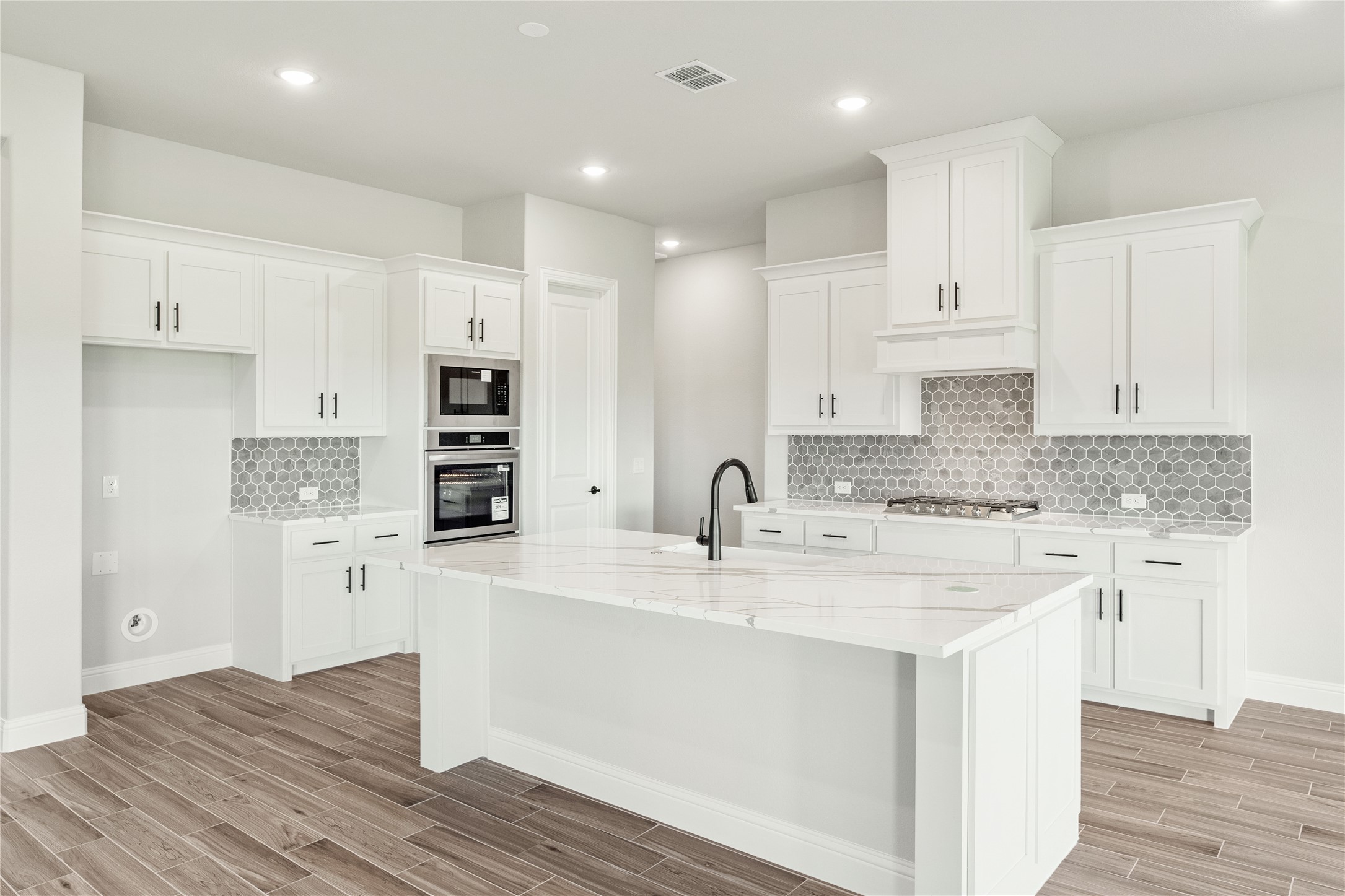 307 Spring Circle Red Oak TX 75154
