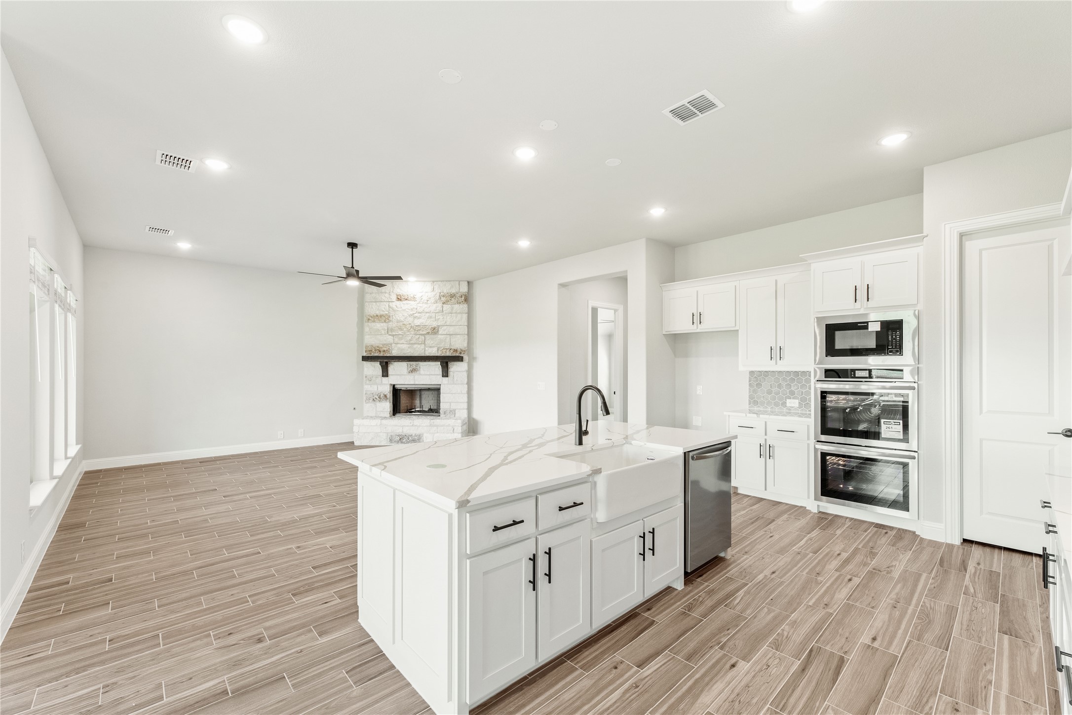 307 Spring Circle Red Oak TX 75154