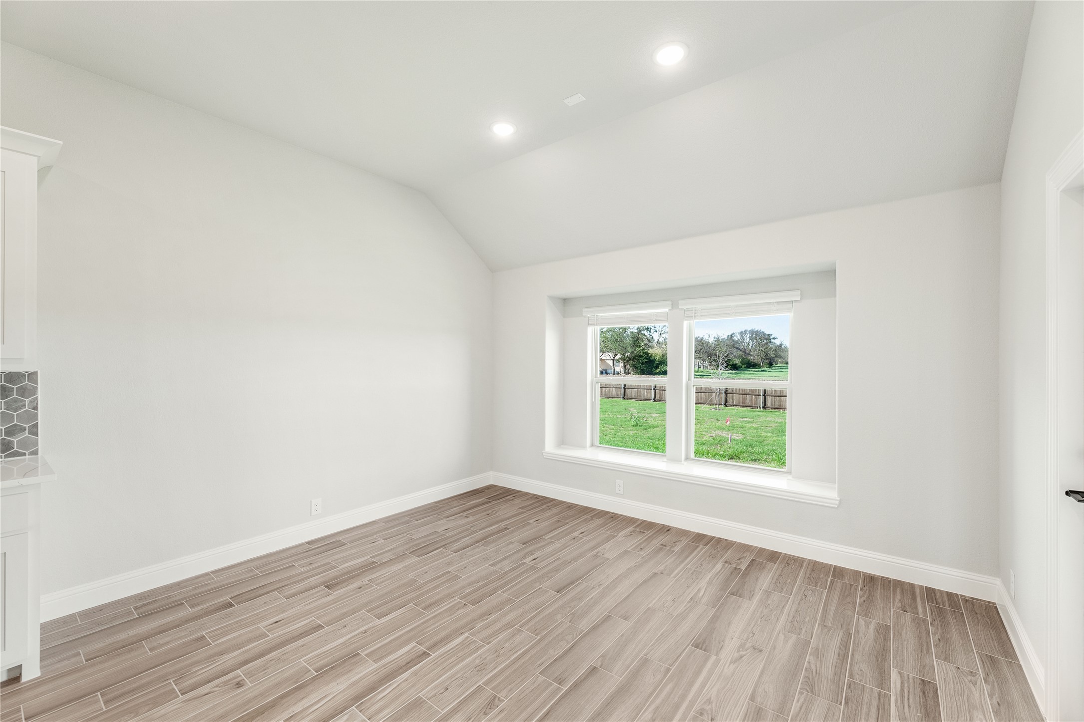 307 Spring Circle Red Oak TX 75154