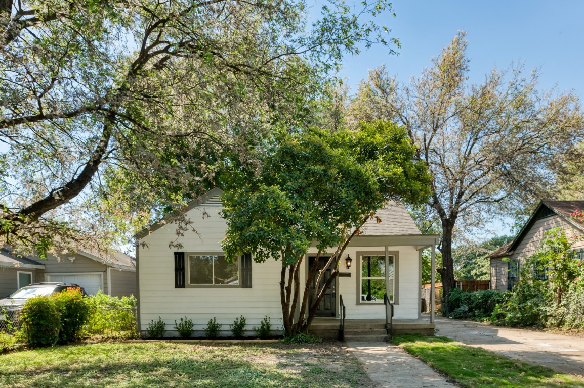 412 E Mason Street Fort Worth TX 76110