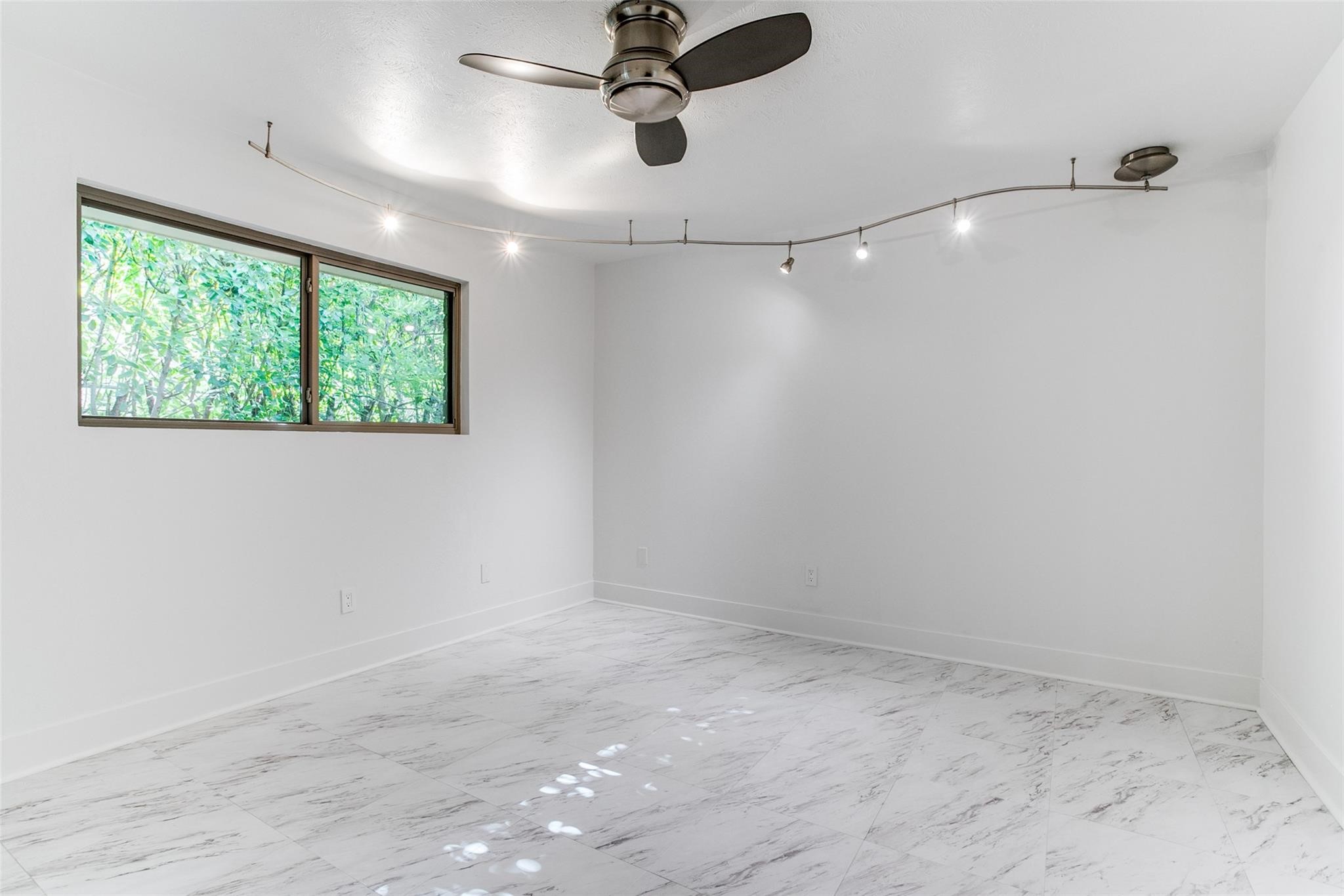 7208 Fernmeadow Drive Dallas TX 75248