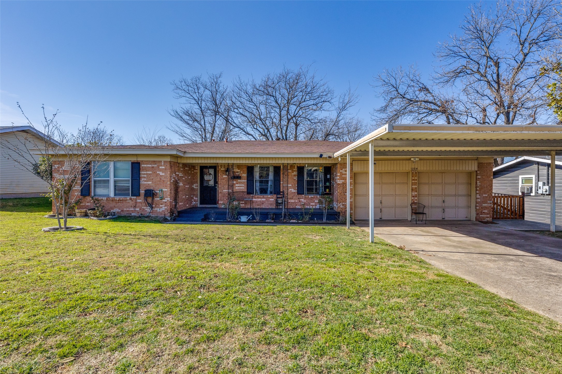 1304 S Hatcher Street Decatur TX 76234