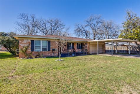 1304 S Hatcher Street Decatur TX 76234