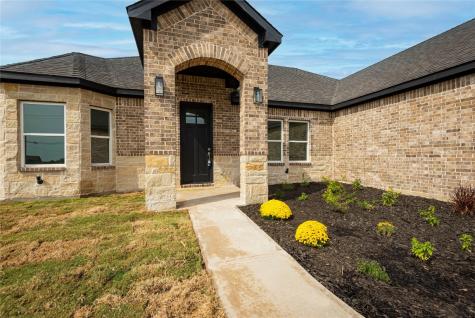 1086 County Road 4108 Greenville TX 75401