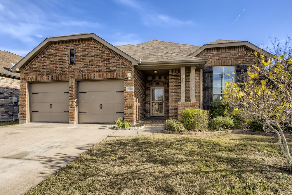 2014 Dripping Springs Drive Forney TX 75126