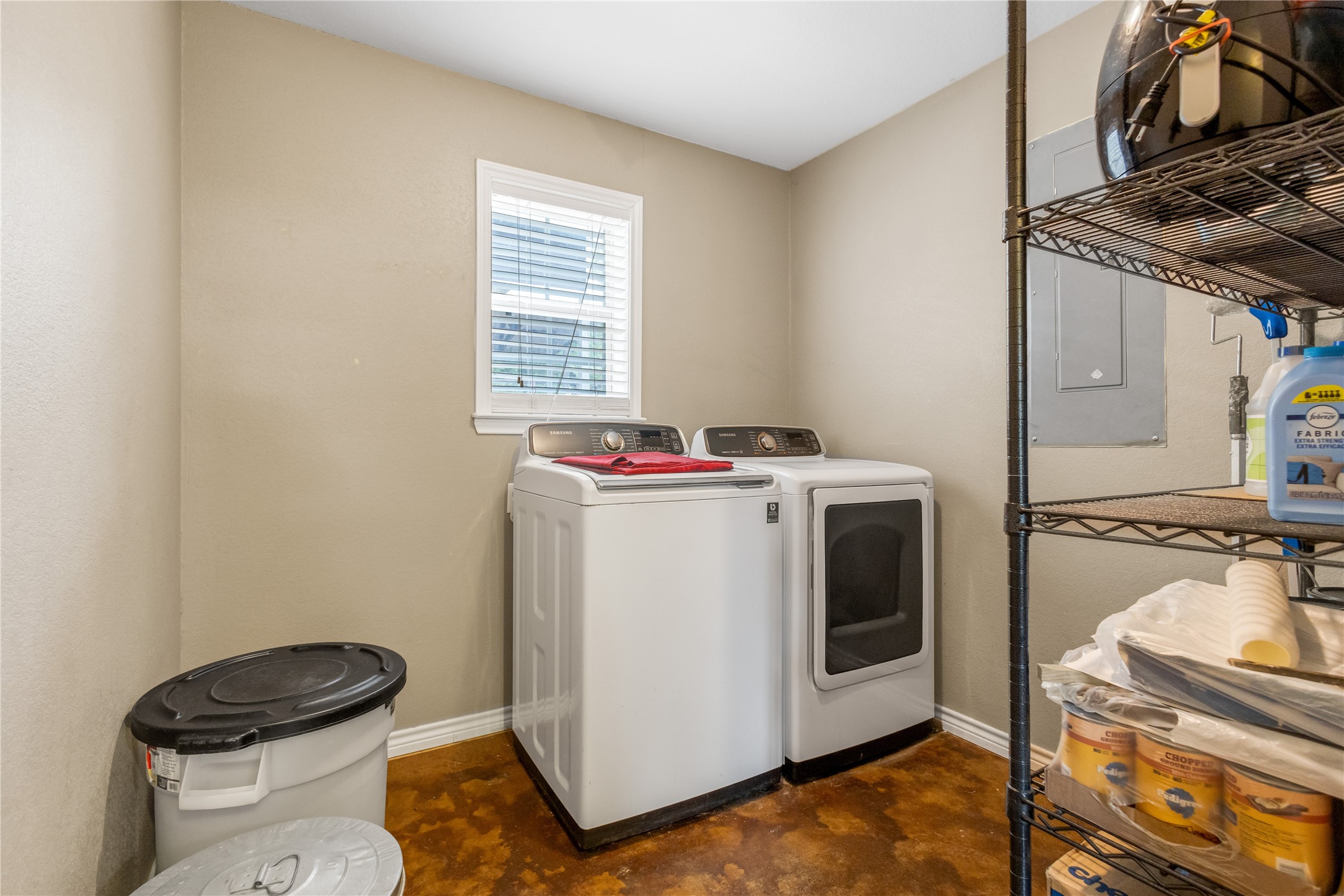 2657 Cr 2724 Mineola TX 75773