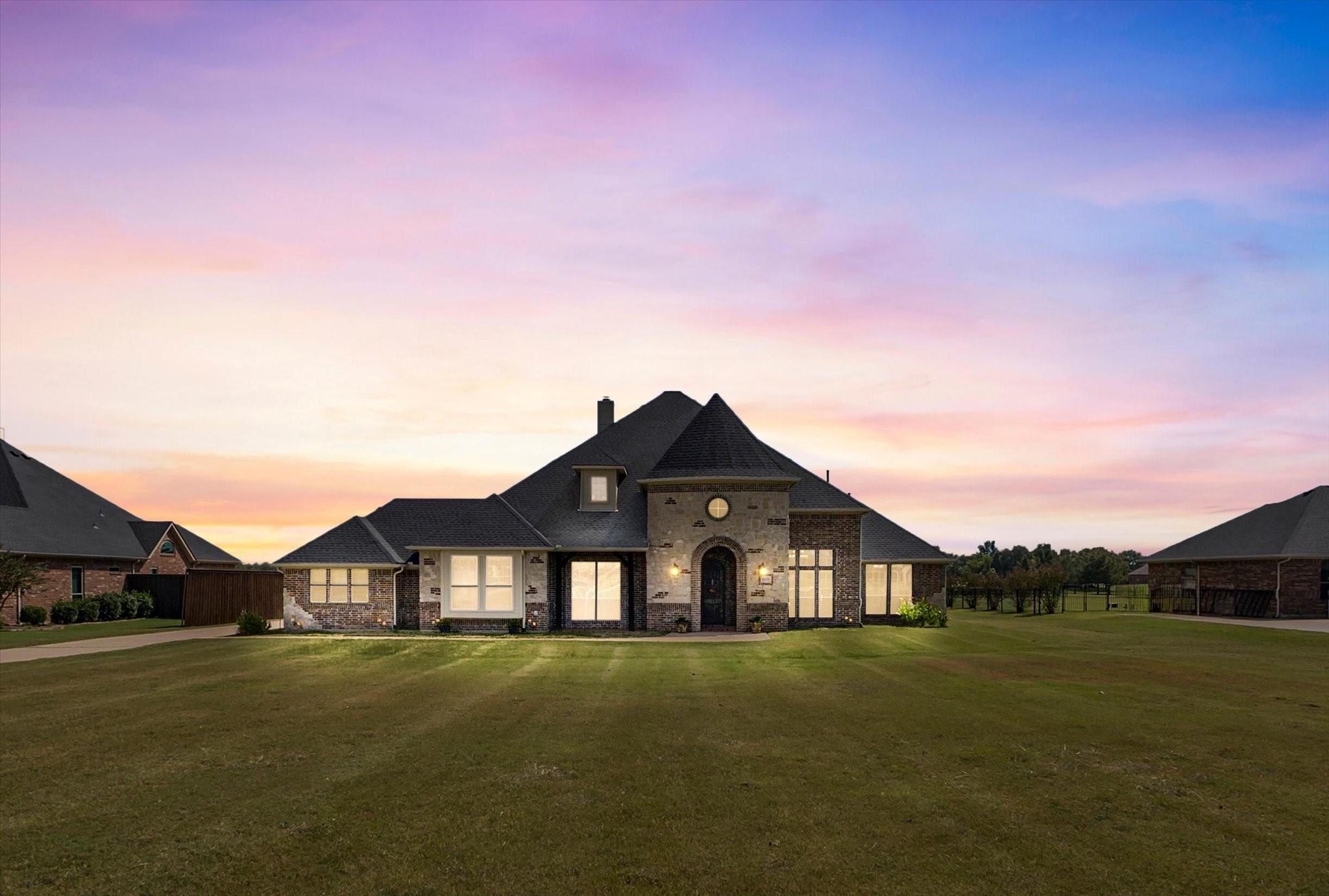 10270 County Road 213 Talty TX 75126